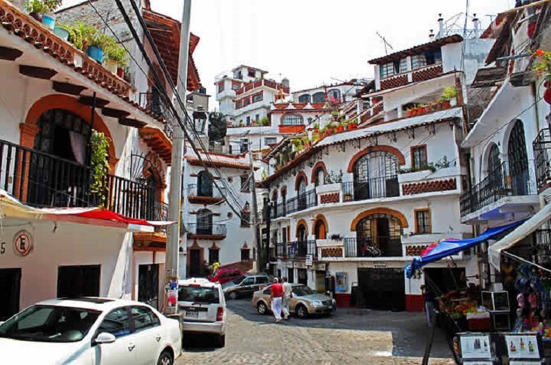 Habibi World Travel- https://habibi-world-travel-agency.com/ -Taxco de Alarcón